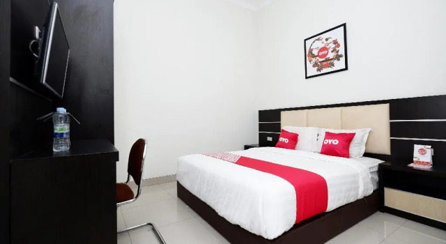 Suite OYO 2028 Wisma Jepara