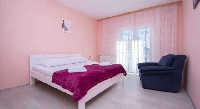 Apartment Brko, Забронировать Апартаменты/квартира Апартаменты Примоштен, рядом с Пляж Затока, Апартаменты/квартира