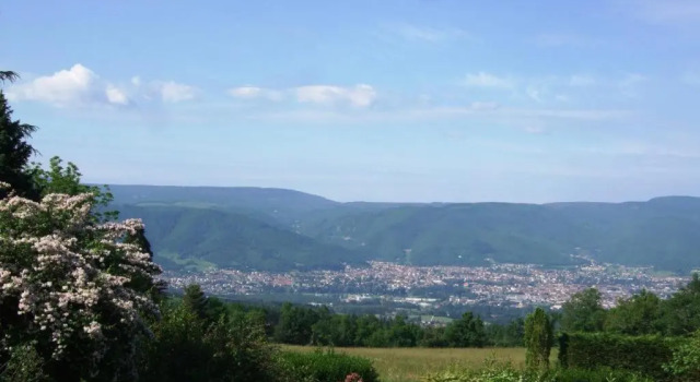 Chambres dHôtes Baudelys, Book Hotel Hotels & Accommodations in Pont-de-Larn, Hotel