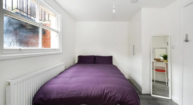 Студия Superior Waylen Street Suites