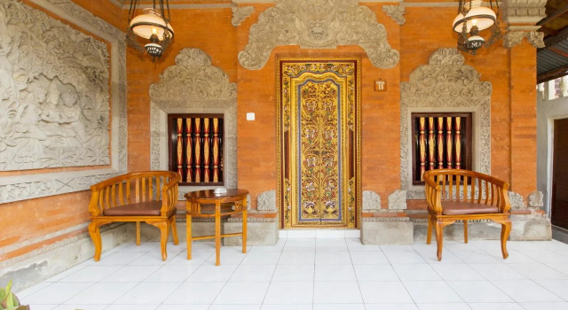 Surya Tropical Kuta, Забронировать Отель Отели в центре Легиан, в центре