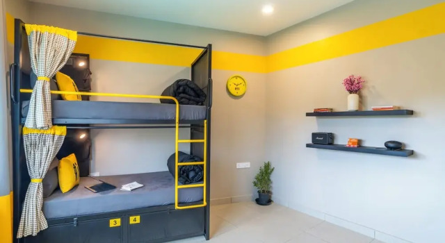 Кровать в общем номере (женский номер) The Hosteller Dharamshala, Mountain Escape