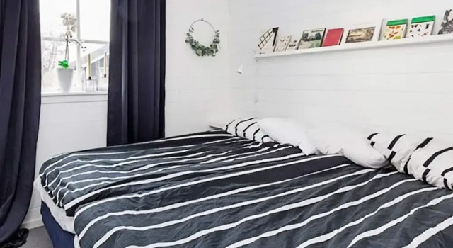 4 Person Holiday Home in Farjestaden, Varaa Lomakoti Mökit kohteessa Småland, Mökki