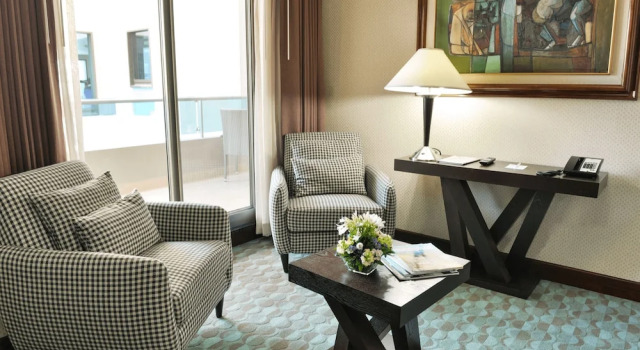 Двухместный полулюкс с балконом Hotel Plaza Juan Carlos