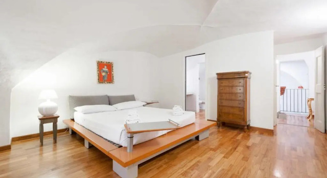 Апартаменты Superior Pontevecchio Luxury Suite AMAZING LOCATION! hosted by Sweetstay