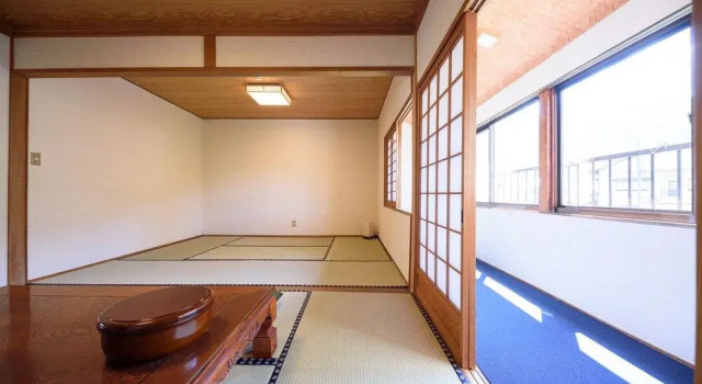 Yufuin Ryokan Okaeri, Rezerwuj Hotel Hotele w Kyushu z parkingiem, Parking