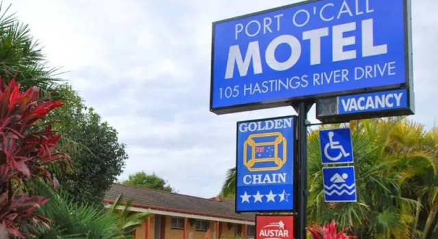 Номер Standard Port OCall Motel