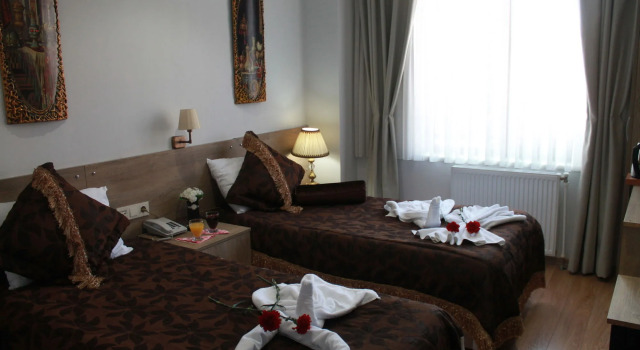 Rozza Hotel