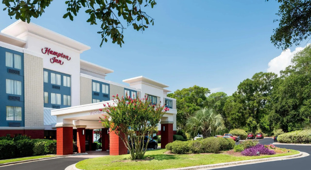 Четырёхместный номер Standard с видом на воду Hampton Inn Morehead City