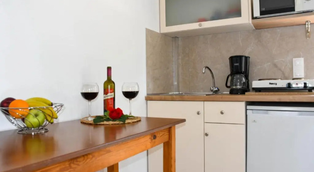Апартаменты Litinas Apartments with pool
