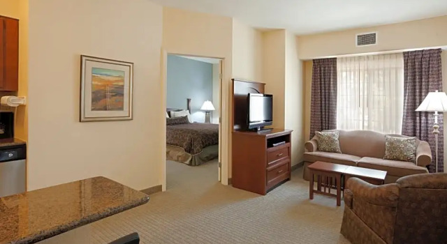 Двухместный люкс c 1 комнатой Staybridge Suites Lafayette by IHG