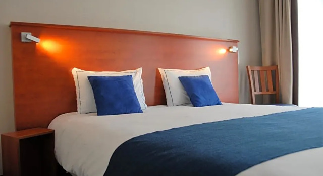 Двухместный номер Standard с видом на город The Originals Boutique, Hôtel Admirals, Les Sables-dOlonne