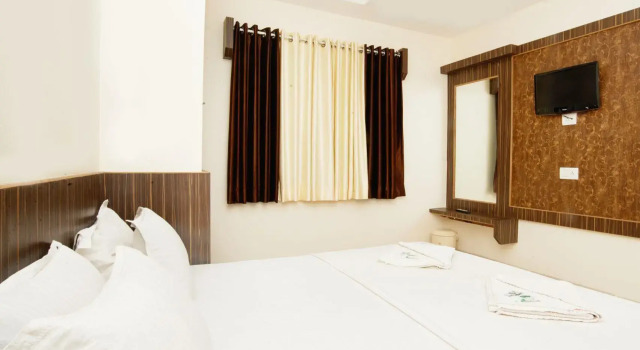Hotel Sai Dwarka