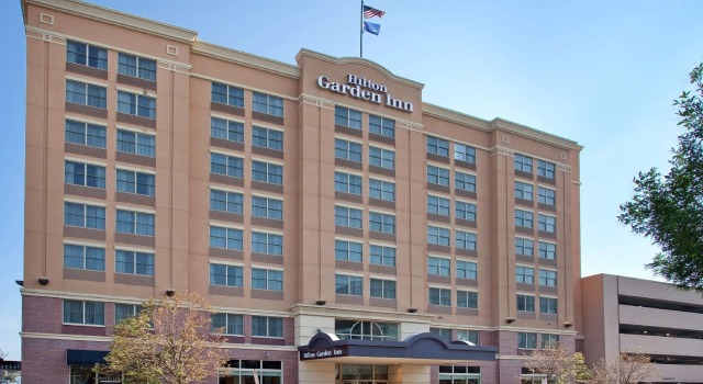 Двухместный номер Standard c 1 комнатой Hilton Garden Inn Omaha Downtown-Old Market Area