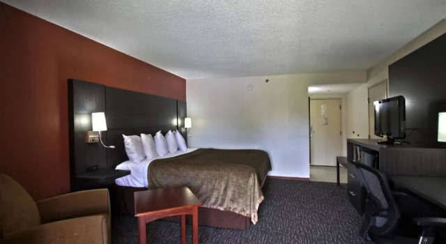Номер Standard Chicago Club Inn & Suite