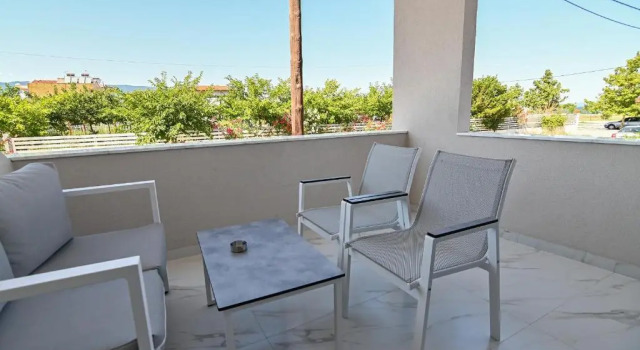 Полулюкс Deluxe Rihios Hotel