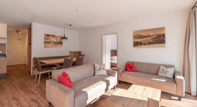 Falken Suites ONE with garden, Rezerwuj Hotel Hotele w Salzburg z parkingiem, Parking