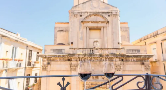 Charm Of Ortigia Central Flat, Забронировать Отель Ортиджия Сиракуза