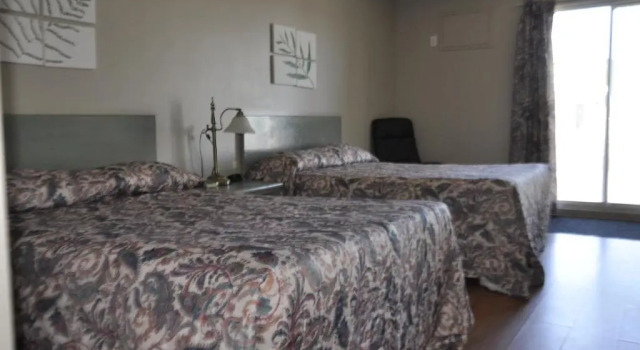 Четырёхместный номер Standard Motel les Pignons Verts