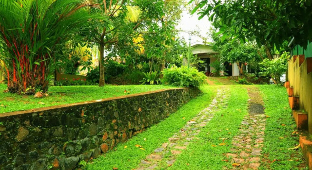 Апартаменты Galle Rest Home
