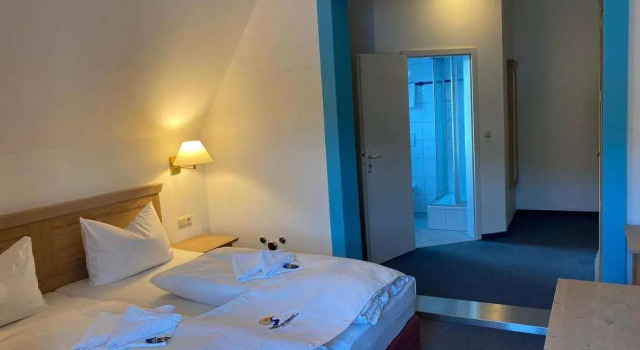 Gasthaus zum Schloßwirt, Varaa Hotelli Hotellit Baijeri pysäköinnillä, Pysäköinti