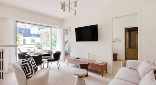 Апартаменты Chic Apartment - 1br/4p - Places des Vosgues