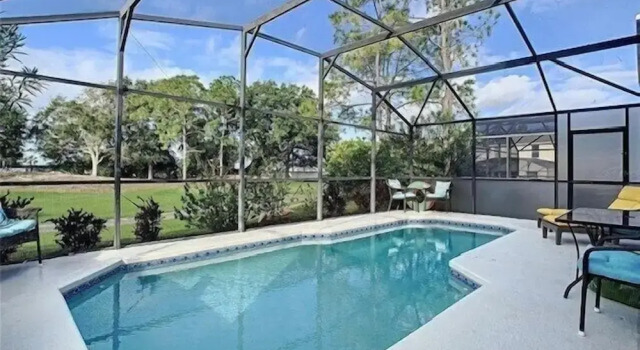 Updated Private Pool Villa - Southern Dunes, Забронировать Вилла Отели Lakeland - Winter Haven с парковкой, Парковка