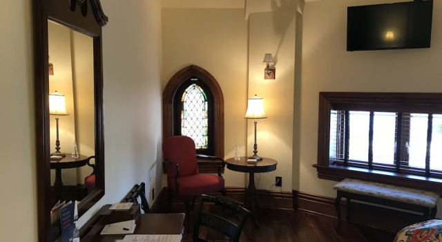 Clifton Heights Inn