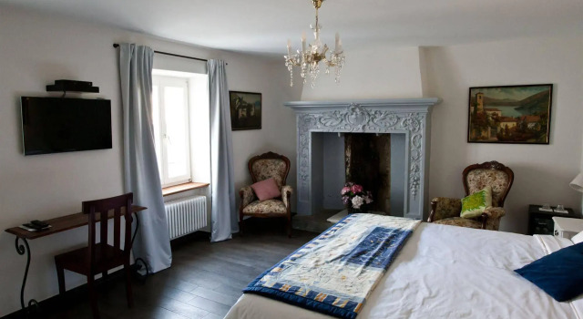 Guesthouse Arosio B&B, Забронировать Отель «постель и завтрак» Альто-Малькантоне 