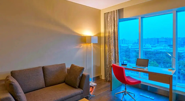 Люкс Executive Novotel Bengaluru Outer Ring Road