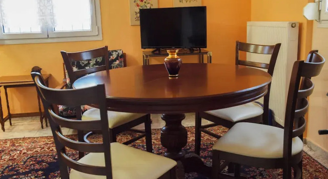Апартаменты c 1 комнатой с видом на сад Charming Trikala Apartment With Garden & Central Heating