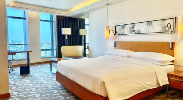 Двухместный номер Swiss Advantage Swissotel Foshan