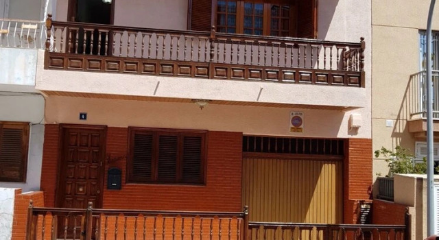 House With 4 Bedrooms in Santa Cruz de Tenerife, With Wonderful sea View, Furnished Terrace and Wifi - 7 km From the Beach, Забронировать Отель Санта-Крус-де-Тенерифе Тенерифе, рядом с Barranco de Badajoz