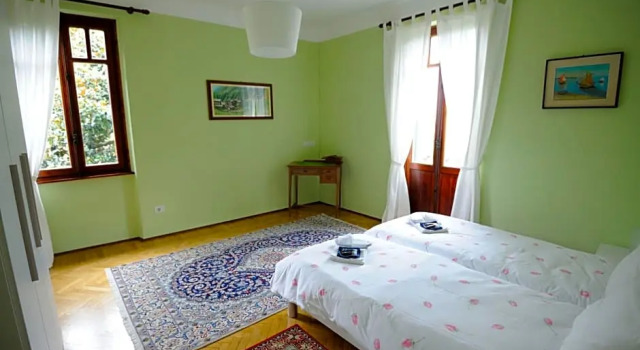 il Motto di Tommy, Rezervați Hotel Castelveccana 
