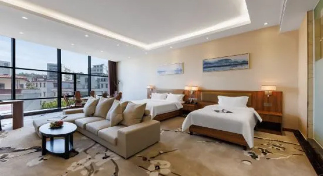 Люкс Business Irvine Holiday Hotel