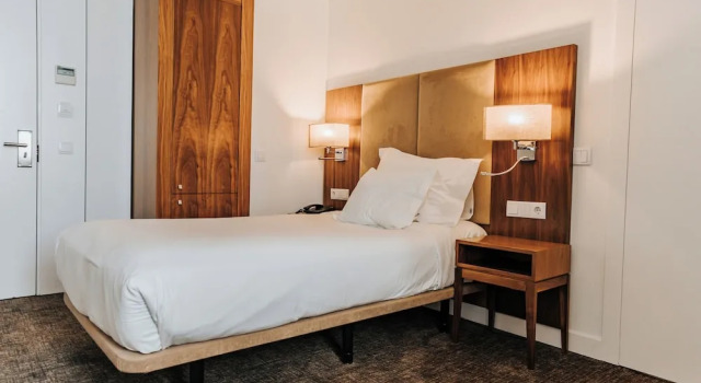 Одноместный номер Executive Hotel Porto Downtown