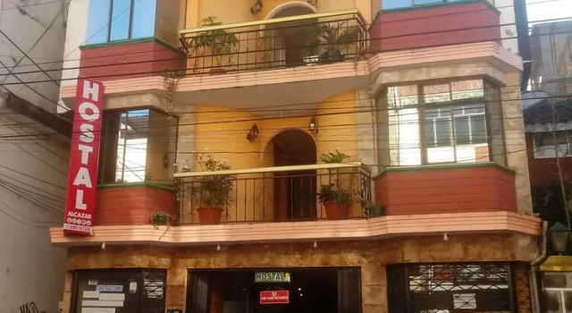 Hostal Alcazar, Varaa Hotelli Baños Tungurahua
