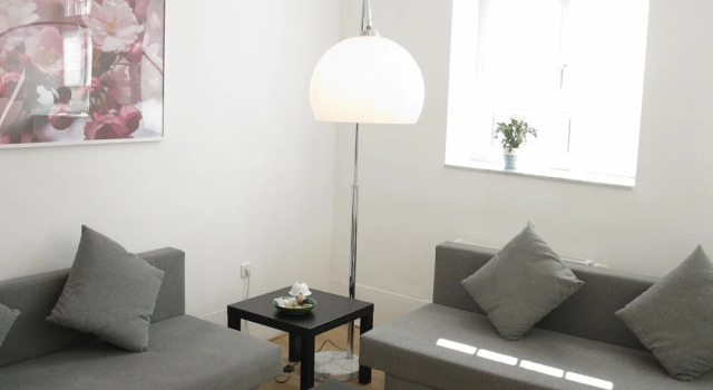 Ferienwohnung Apart-Coli, Buchen Sie Hotel Lindenthal Köln