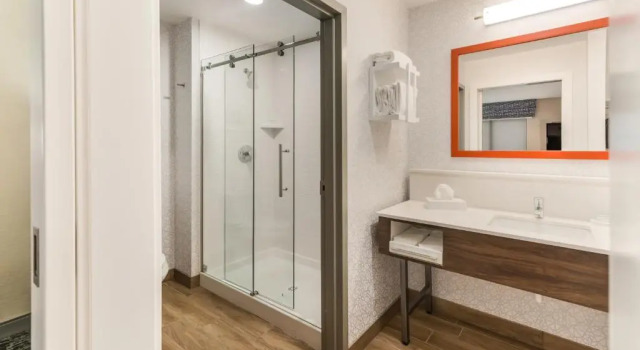 Люкс Hampton Inn & Suites By Hilton Benton Harbor