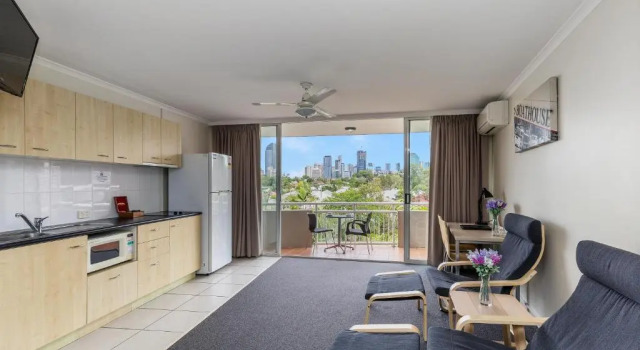 Студия The Wellington Apartment Hotel