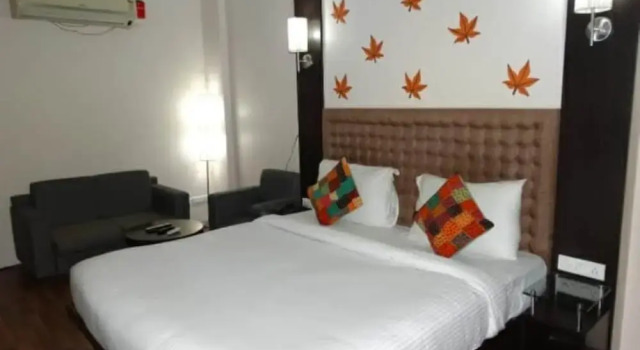hotel S57, Забронировать Отель Отели штата Раджастхана с парковкой, Парковка
