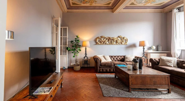 Luxury River View Apartment Biblioteca Nazionale, Забронировать Апартаменты/квартира Флоренция Тоскана, рядом с Дом Буонаротти