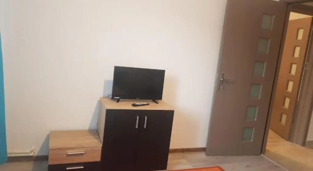 Apartament cu 2 camere situat la 5 minute de statiunea mamaia, Забронировать Апартаменты/квартира Апартаменты Констанцы, рядом с Спортивный комплекс Gravity Park, Апартаменты/квартира