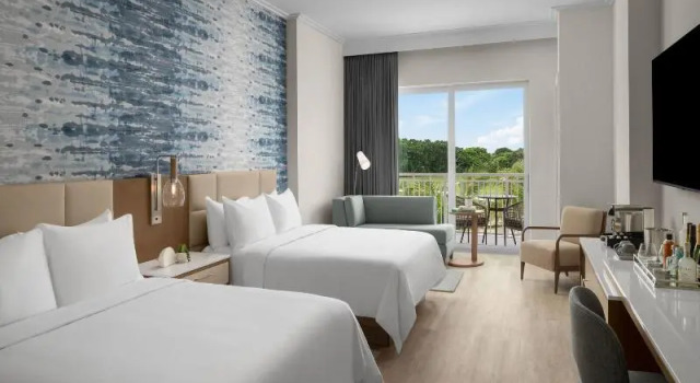 Четырёхместный номер Standard с красивым видом из окна The Belgrove Resort & Spa, West Palm Beach, Autograph Collection
