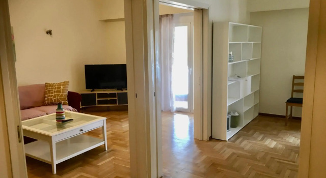Luxury apartment near metro-Athens view, Rezervasyon Daire Atina 