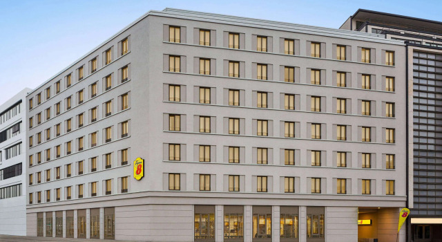 Super 8 by Wyndham Chemnitz, Prenota Hotel Chemnitz Sassonia