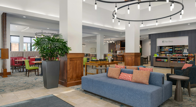 Hilton Garden Inn Cincinnati/West Chester, Buchen Sie Hotel West Chester 