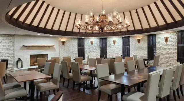 Четырёхместный люкс c 1 комнатой Fort Magruder Hotel Trademark Collection by Wyndham