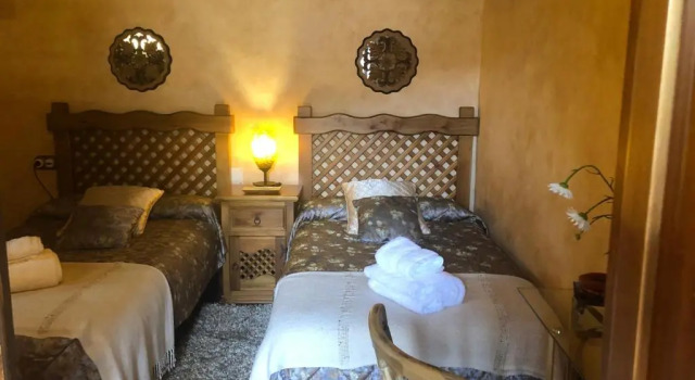 FINCA VERGEL Alojamiento con encanto habitaciones con baño, Book Hotel Hotels in Extremadura with a Pool, Swimming Pool