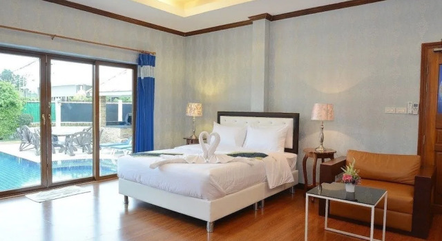 The Time Family 5 Bedroom Villa 92